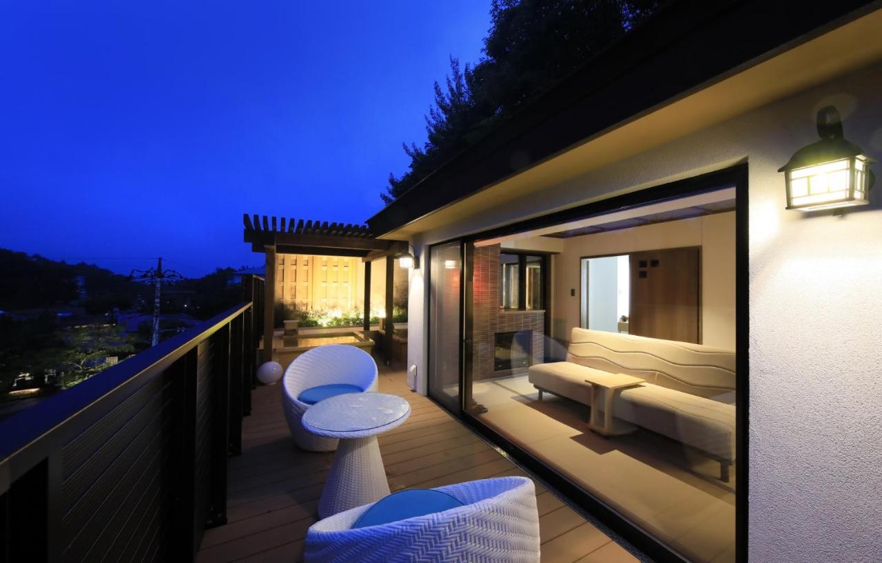 Kusatsuonsen Aeruyadotakamatsu Kusatsu  Extérieur photo